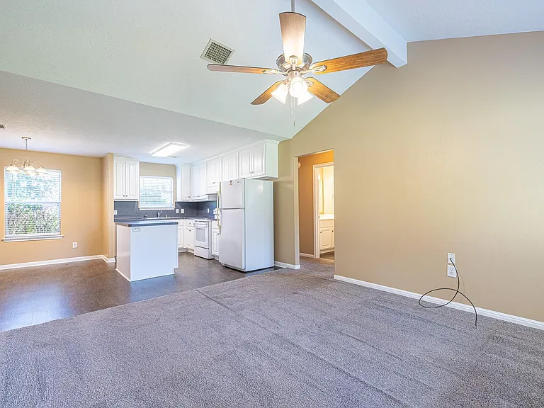 16381 Many Trees Ln — Photo 9