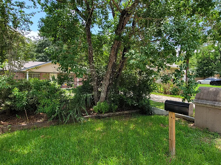 2100 Hill Top Ct #1 — Photo 54