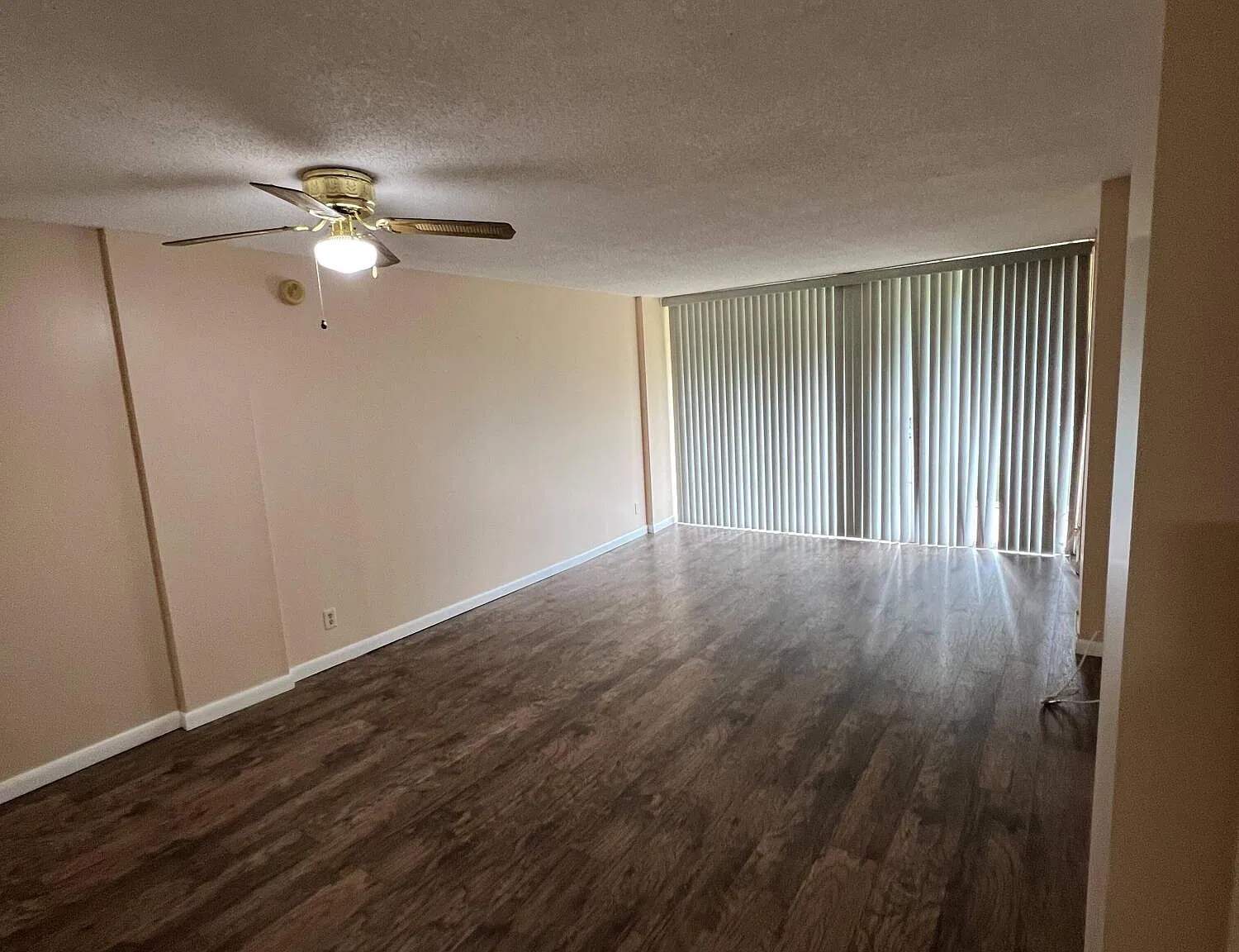 1 bed, 1.0 bath, 750 sqft, $1,800 — Photo 1