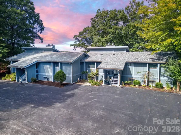 210 Tinequa Dr, Brevard, NC 28712
