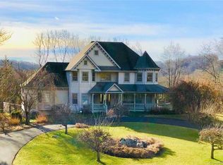 15 Kenan Rd, Newtown, CT 06470