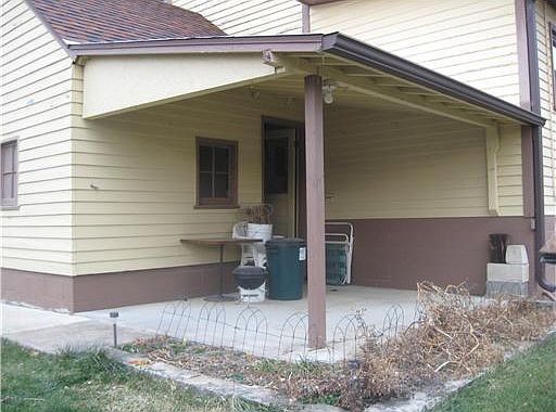 patio flower bed updated
