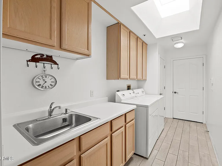 8479 N 84th Pl — Photo 37