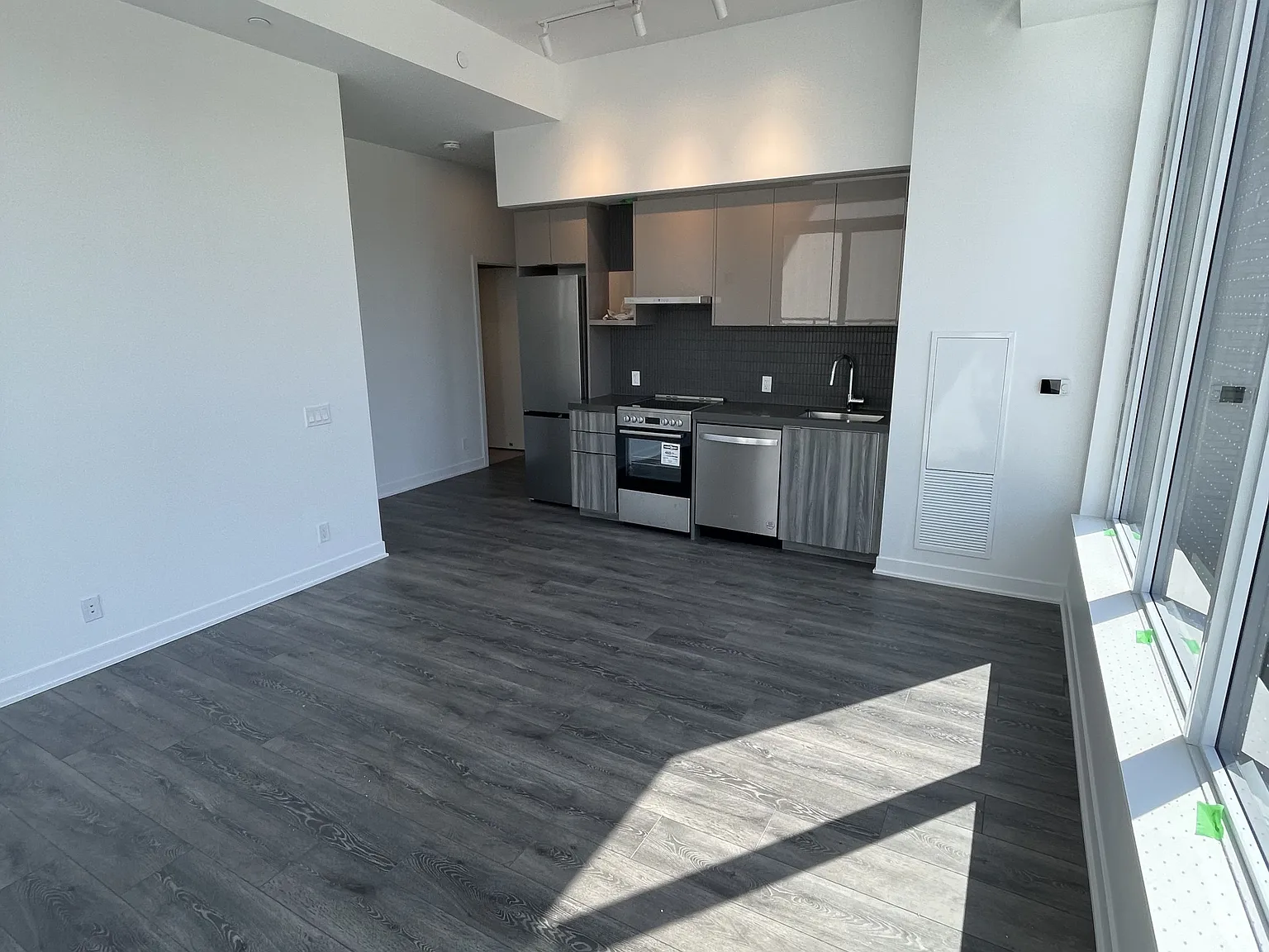 2 bed, $2,600 — Photo 3