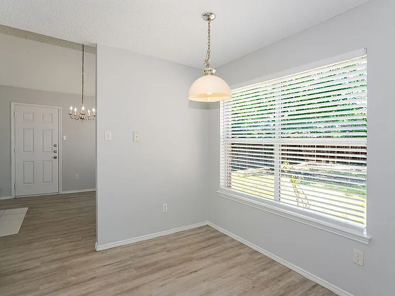 2802 Granite Ave — Photo 12