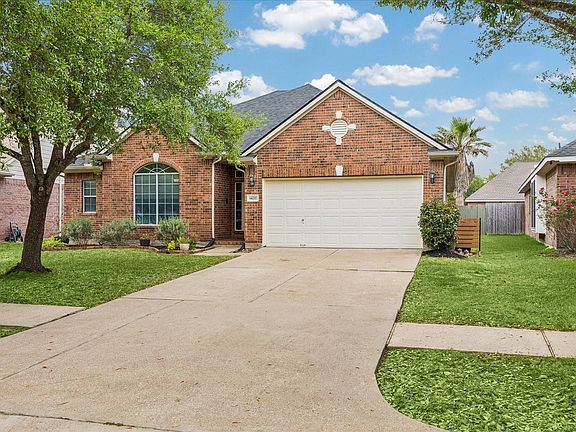 2nd image of 14217 Stone Bluff Ln