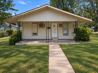 721 W Della St, Springfield, MO 65803