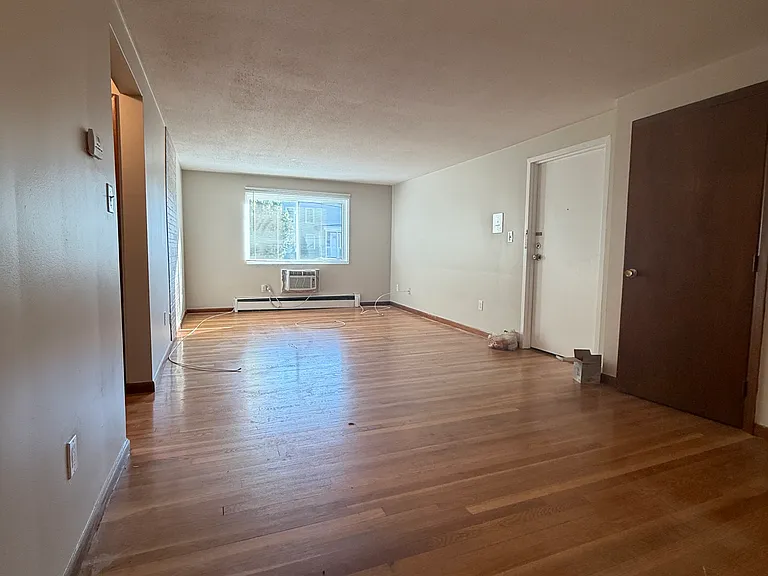 14 Mount Pleasant St #10 — Photo 5