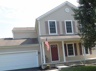 1097 Valley Dr, Marysville, OH