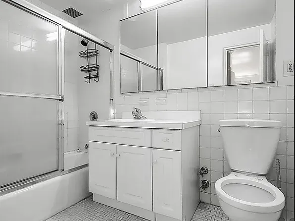 417 West 56th Street image 4 of 4