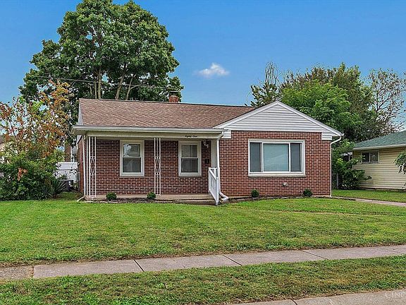 2nd image of 81 Carlton Dr