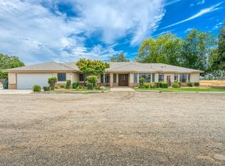11641 E Herndon Ave, Clovis, CA