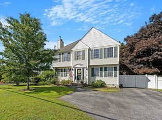 1347 Providence Rd, Northbridge, MA 01534