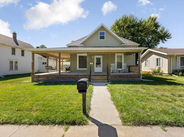 215 N 3rd Ave, Logan, IA 51546