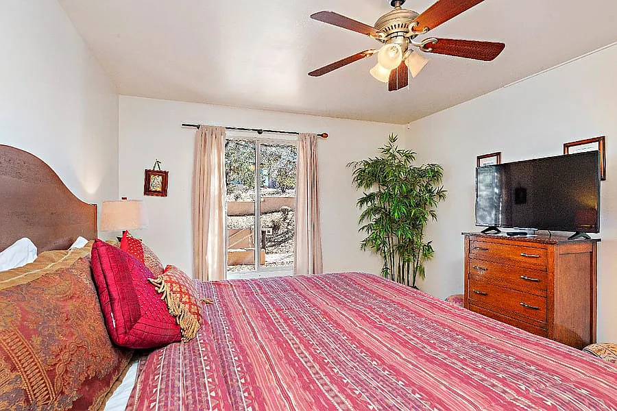 1 bed, 645 sqft, $3,000 — Photo 3