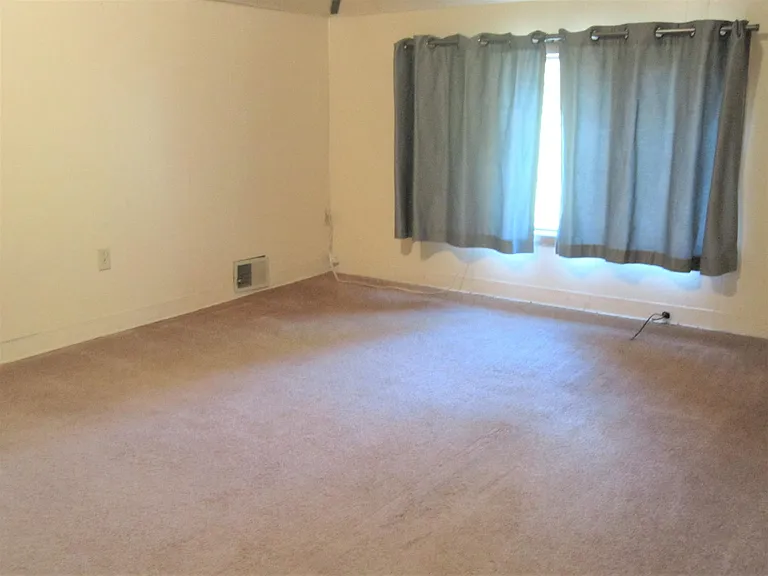 2421 Beechwood Blvd #2421D — Photo 23