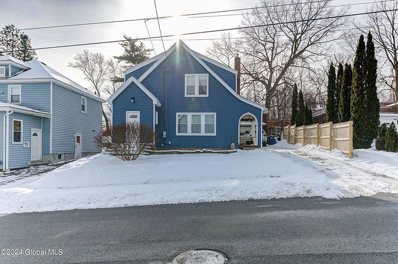 2nd image of 9 Highland Terrace