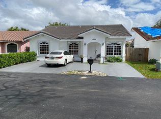 4255 SW 154th Ave, Miami, FL 33185