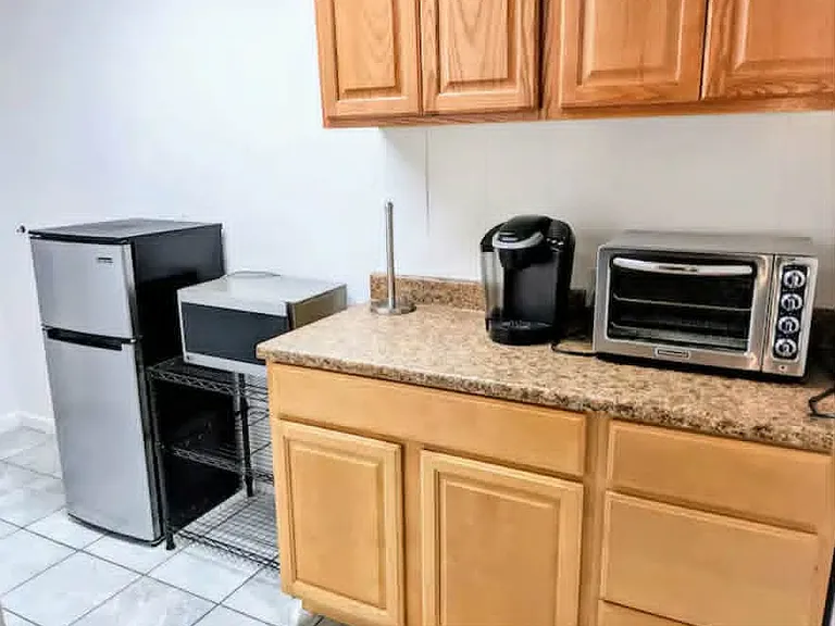 409 E Lincoln Ave — Photo 4