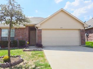 6637 Happy Trails Dr, Dallas, TX 75241
