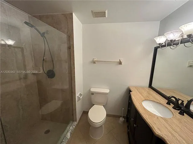 4401 SW 70th Ter — Photo 5
