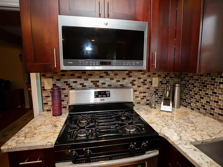 9949 Tollgate Ln — Photo 14