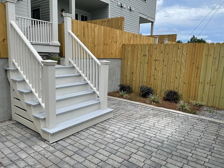549 E Gwinnett St — Photo 28