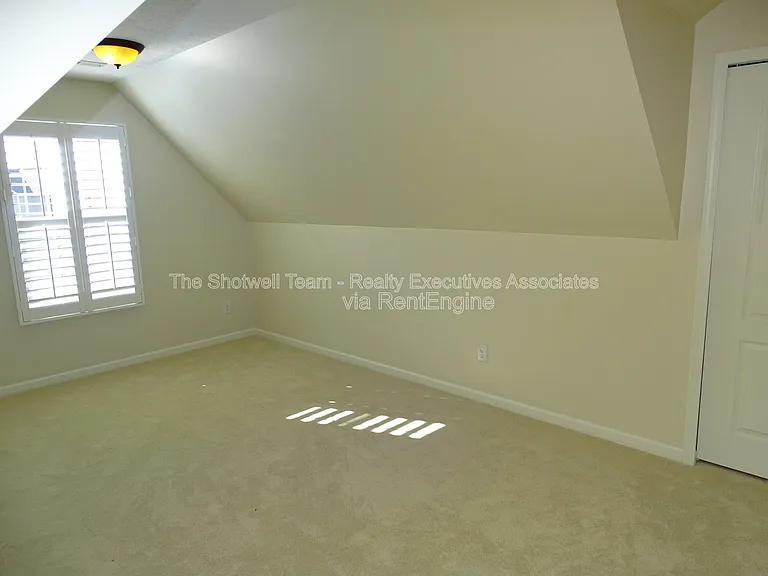 308 Java Way — Photo 15