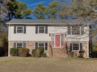 9296 Rappahannock Trl, Ashland, VA 23005