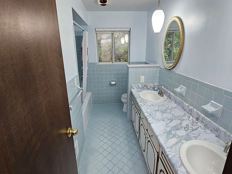 6805 Fredmoor Dr — Photo 18