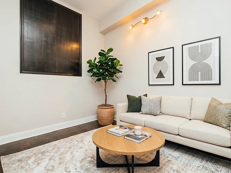 471 Keap St #2C — Photo 2