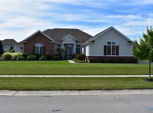 8529 Queensridge Dr, Monclova, OH 43542