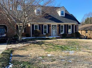 305 Longstreet Dr, Greer, SC 29650