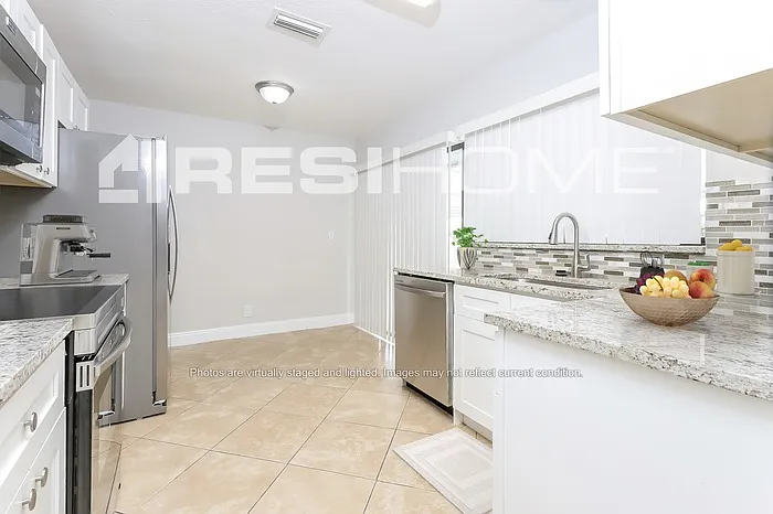 4 bed, 2.0 bath, 1388 sqft, $3,175 — Photo 4