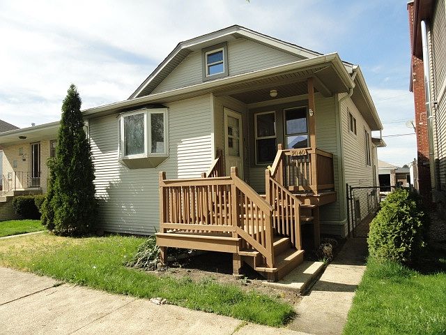 1st image of 7040 W Summerdale Ave
