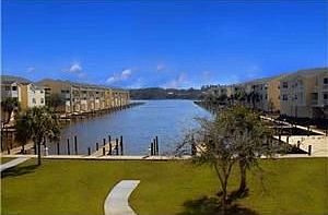 2nd image of 2421 Beachview Dr #2