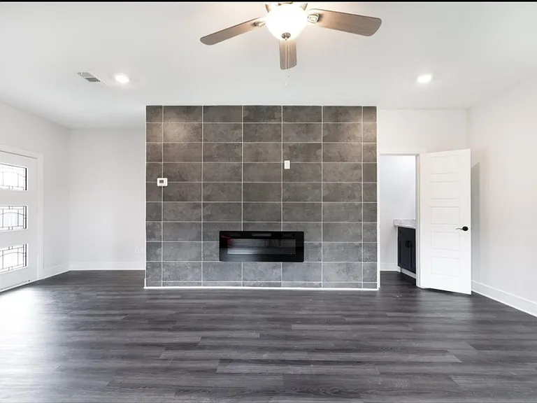 2732 Camel Ct — Photo 4