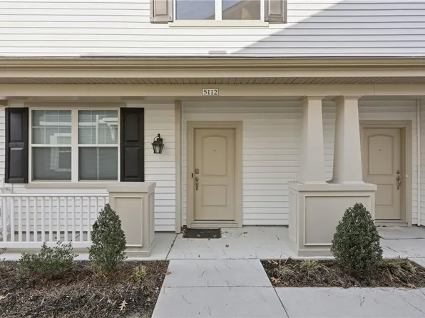 5112 Cora Anne Ln, Virginia Beach, VA 23455