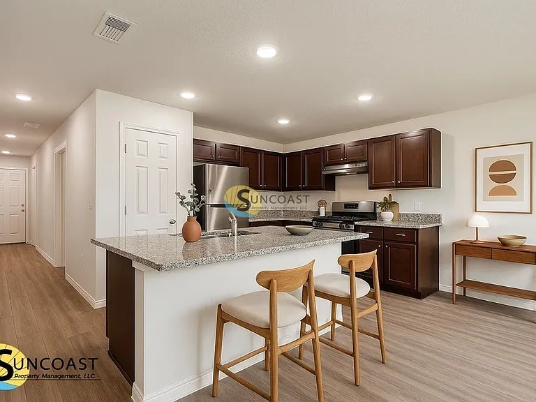 25 Lloshire Path #A — Photo 4