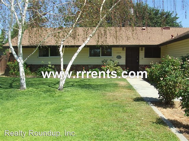 1st image of 335 Crescent Dr