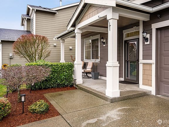 2nd image of 15820 92nd Avenue Ct E