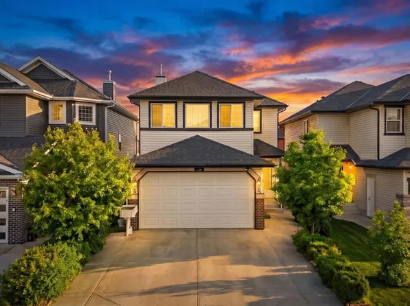 139 E Saddlehorn Close NE, Calgary, AB T3J 5C6