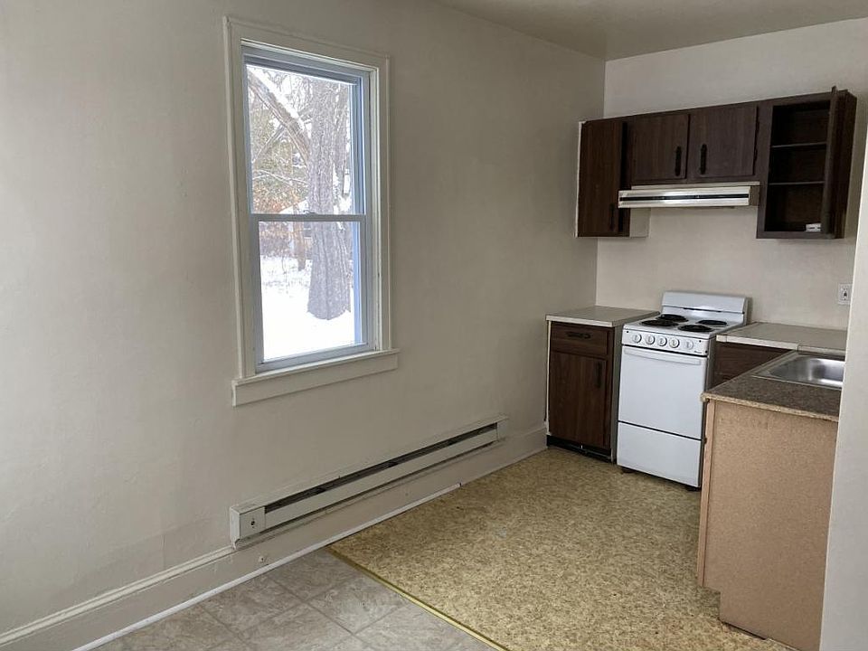 2nd image of 48 Lake Ave