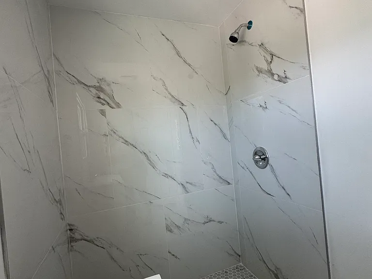 434 NE 7th Ave #7 — Photo 18