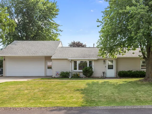 1439 Lilly St, Menasha, WI 54952