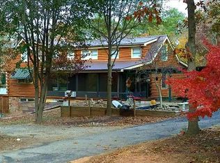 1823 Ridge Rd, Hartwell, GA 30643