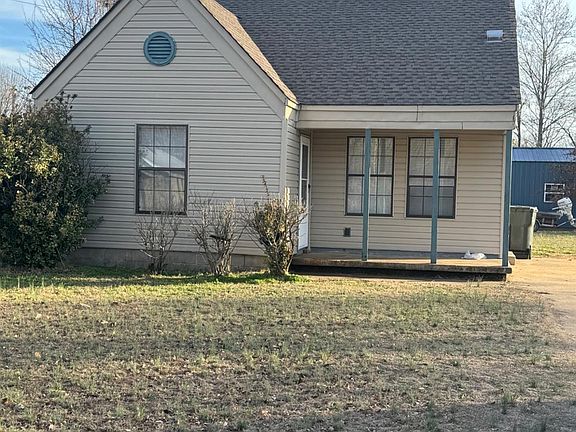 2nd image of 97 Mead St