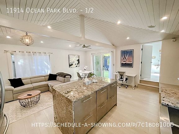 4th image of 11914 Ocean Park Blvd #1/2