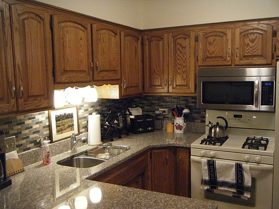 5th image of 12850 S 71st Ave #207