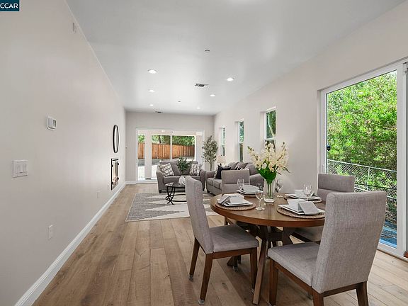 4th image of 208 Valley View Pl